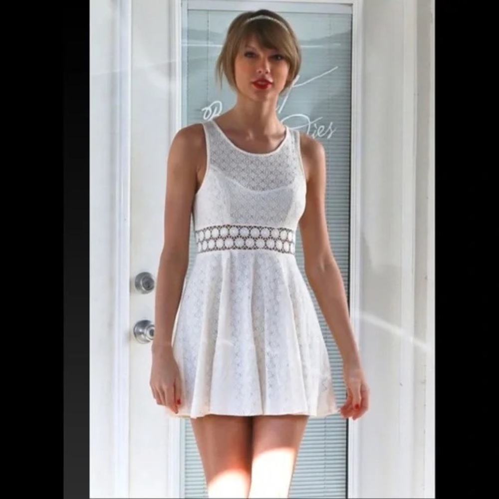 Free People Daisy Waist Mini Dress in White Size 8 - Picture 3 of 14